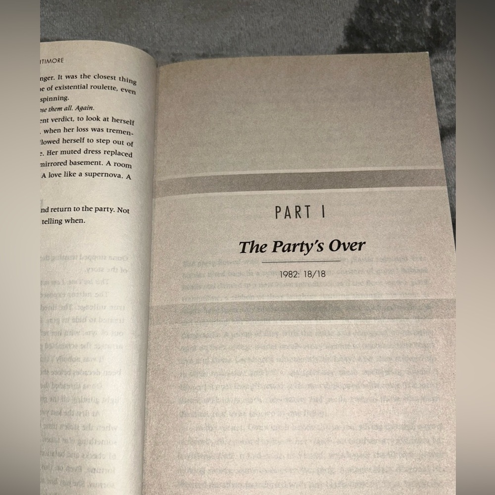 Oona Out of Order: A Novel by Margarita Montimore, 2021, Paperback - Picture 3 of 9